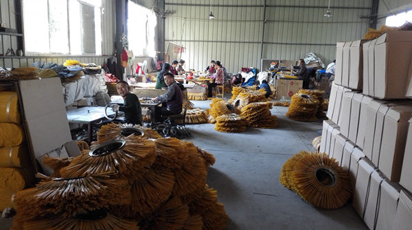 扫雪刷生产设备